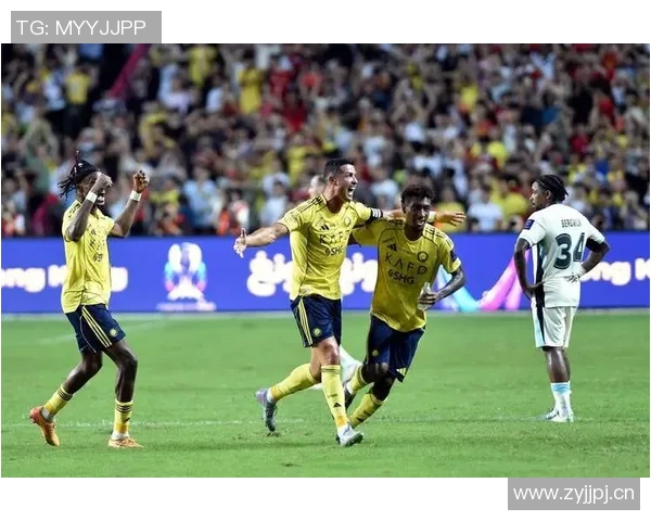 利雅得胜利上半场领先杜尚别独立菲利克斯点球破门西马坎再添一分