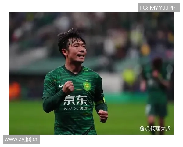 梅州队奋起直追奥马尔松第64分钟破门将比分改写为1-3国安 梅州队奋起直追奥马尔松第64分钟破门将比分改写为1-3国安