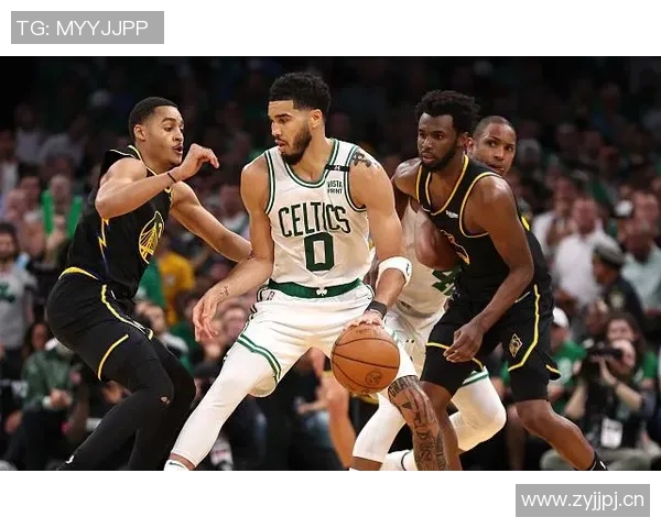 希罗表现平平17投6中三分命中率高但正负值全队最低